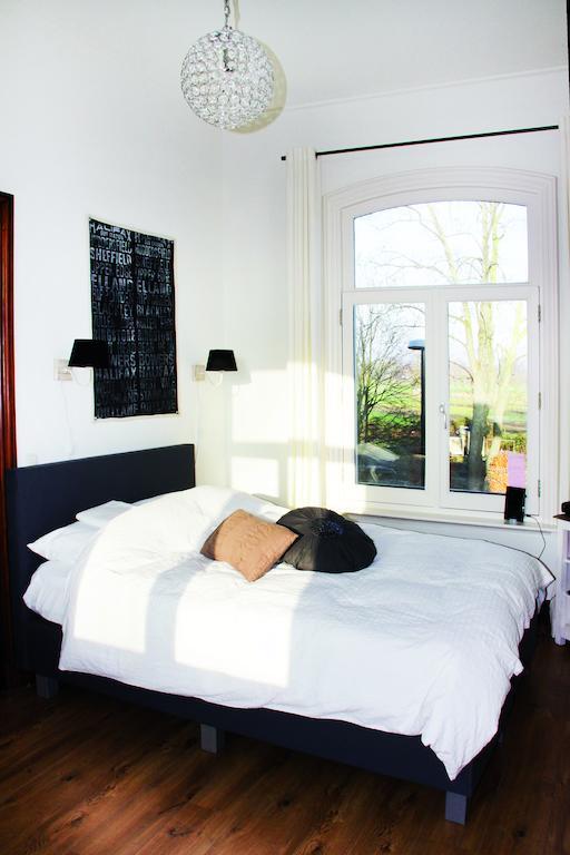 Bed and Breakfast Staatsie 1866 Hegelsom Zimmer foto